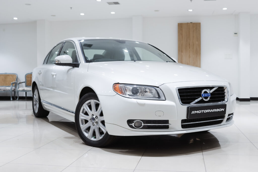 VOLVO S80 - Motor Wagon