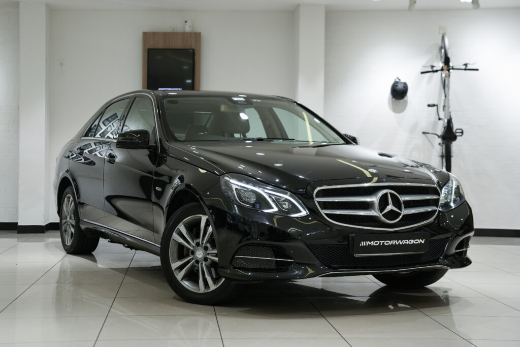 MERCEDES BENZ E250 CDI AVARTGARD EDITION E - Motor Wagon